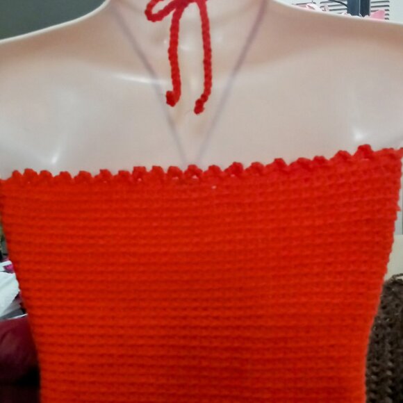 CROP TOP (SML) - Picture 2 of 2